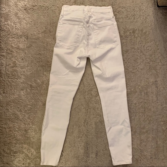 NEW Good American Ankle Crop Jeans - Picture 3 of 5